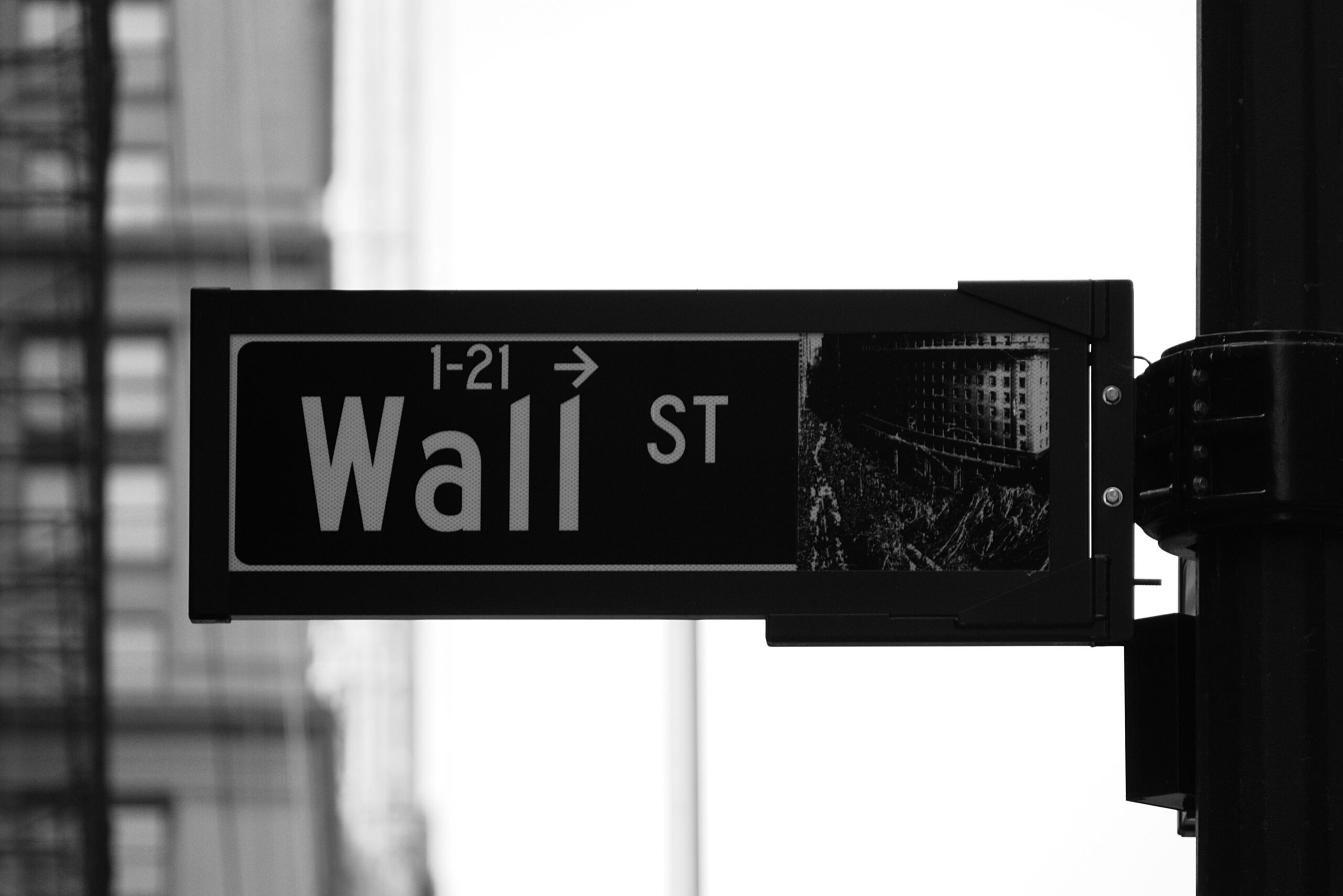Bullish crypto IPO 2025 NYSE listing with $4.23 billion valuation target
